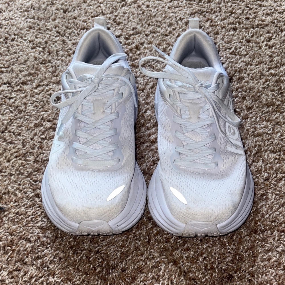White HOKA Bondi 8